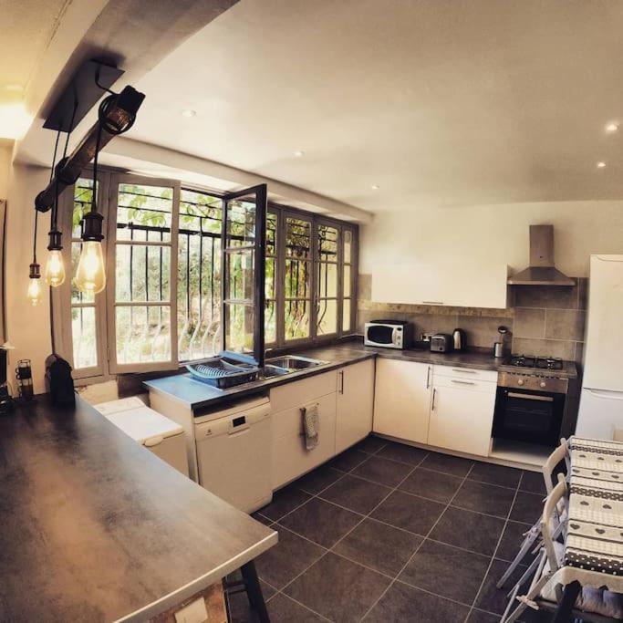 Charmant Rez De Villa Climatise Renove, 90M2 Avec Parking Cassis Eksteriør bilde